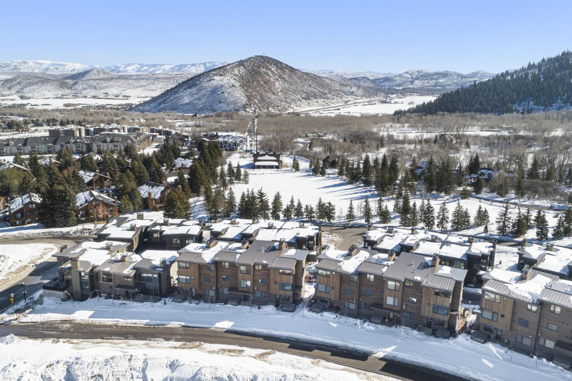 Park City Adventures Exteriör bild